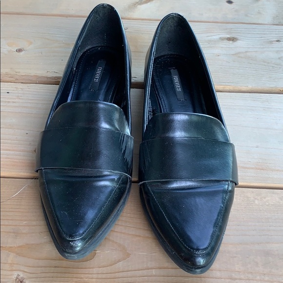 black flats - Picture 1 of 1